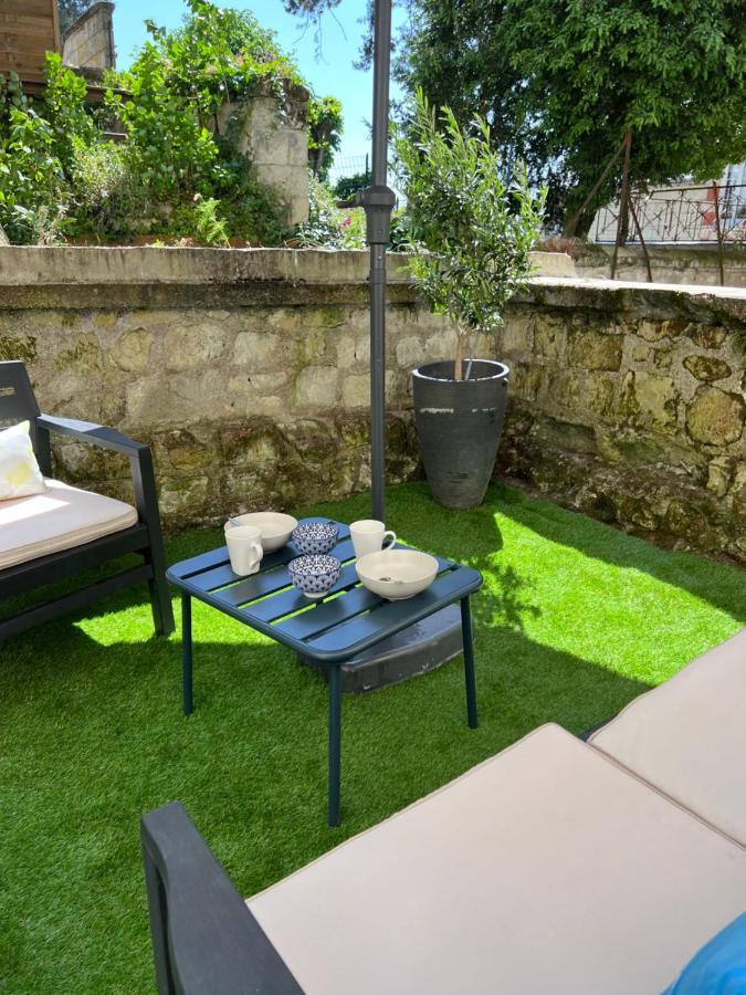 Le Badebec, Appt Dans Maison Typique Avec Jardin Prive Chinon Exterior photo