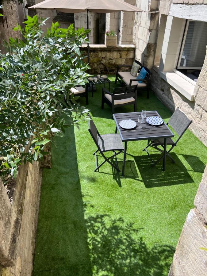 Le Badebec, Appt Dans Maison Typique Avec Jardin Prive Chinon Exterior photo